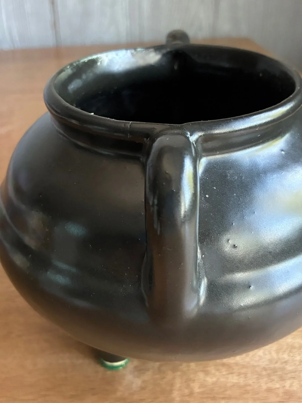 Pottery~Black~3 Footed~Double Handled~BeanPot/Cauldron 5” x6”